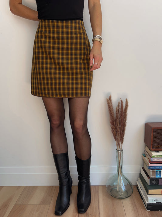 aritzia plaid skirt